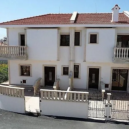 Tlc Real Estates Apartament Oroklini